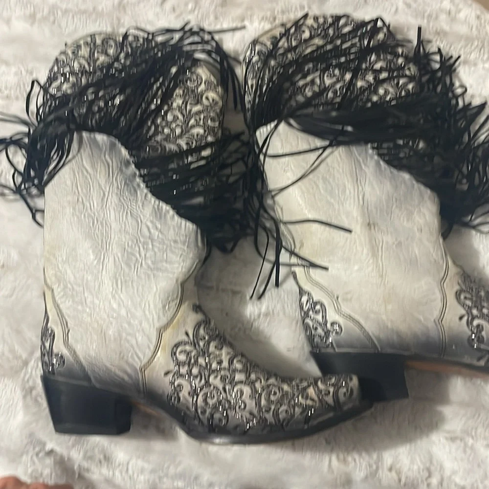 CORRAL handcrafted cowgirl boots! SIZE 10. - Picture 10 of 13